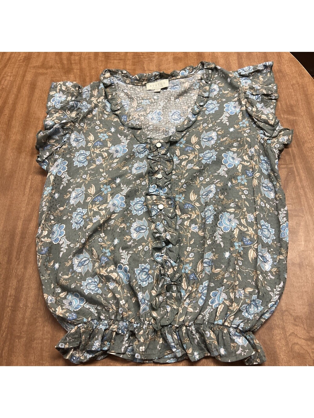 Status by Chenault Olive Floral Flutter Sleeve Ruffle Blouse Top Size S